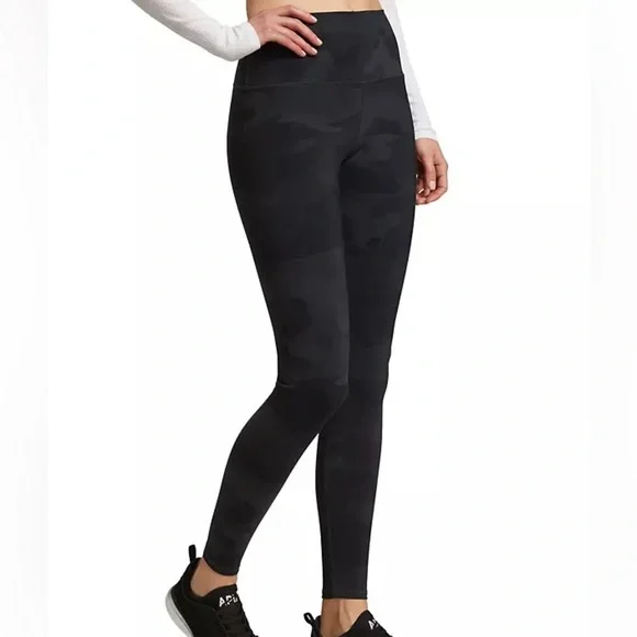 ALO black & charcoal grey camo high rise leggings - Picture 2 of 5